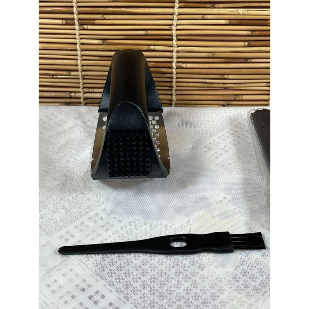 Garlic Press Rocker Mincer Chopper w/ Silicone Tubular Garlic Peeler & Brush New